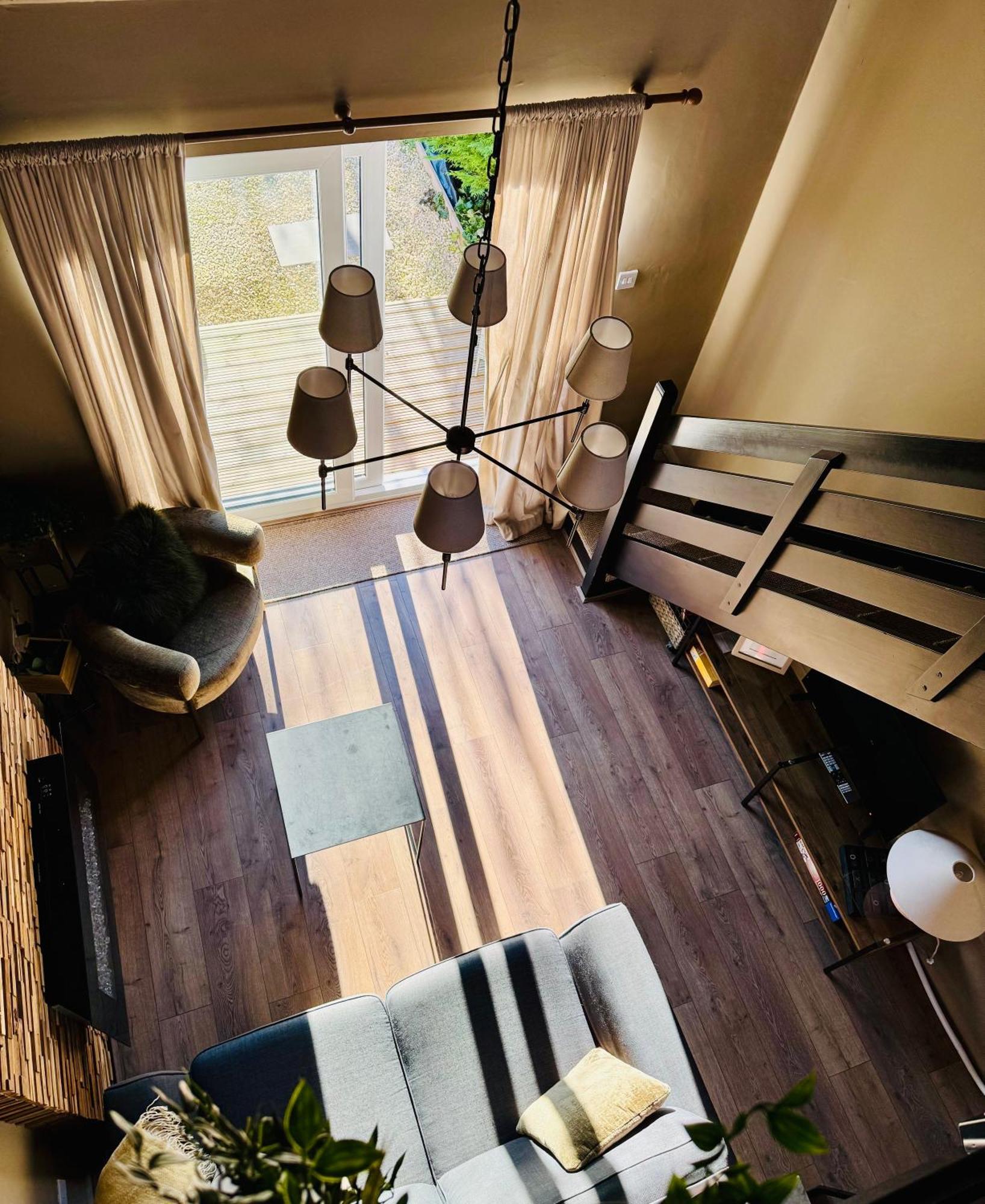 New, Unique, Tiny House With Garden Holiday home *